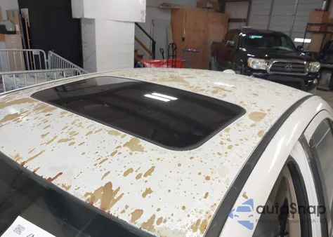 2011 Suzuki Kizashi Sport Sls z USA, uszkodzony, nr VIN JS2RE9A84B6110766